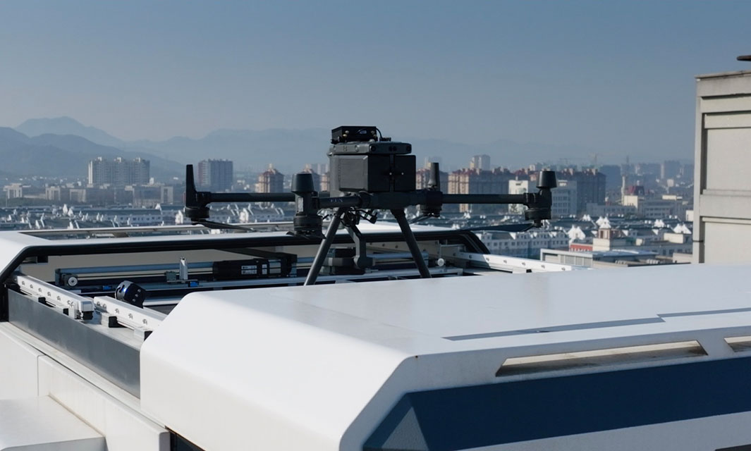 科技興警，復(fù)亞無人機(jī)自動(dòng)機(jī)場(chǎng)落地11省公安系統(tǒng)