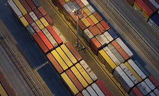 工業(yè)級(jí)無(wú)人機(jī)與消費(fèi)級(jí)無(wú)人機(jī)的區(qū)別