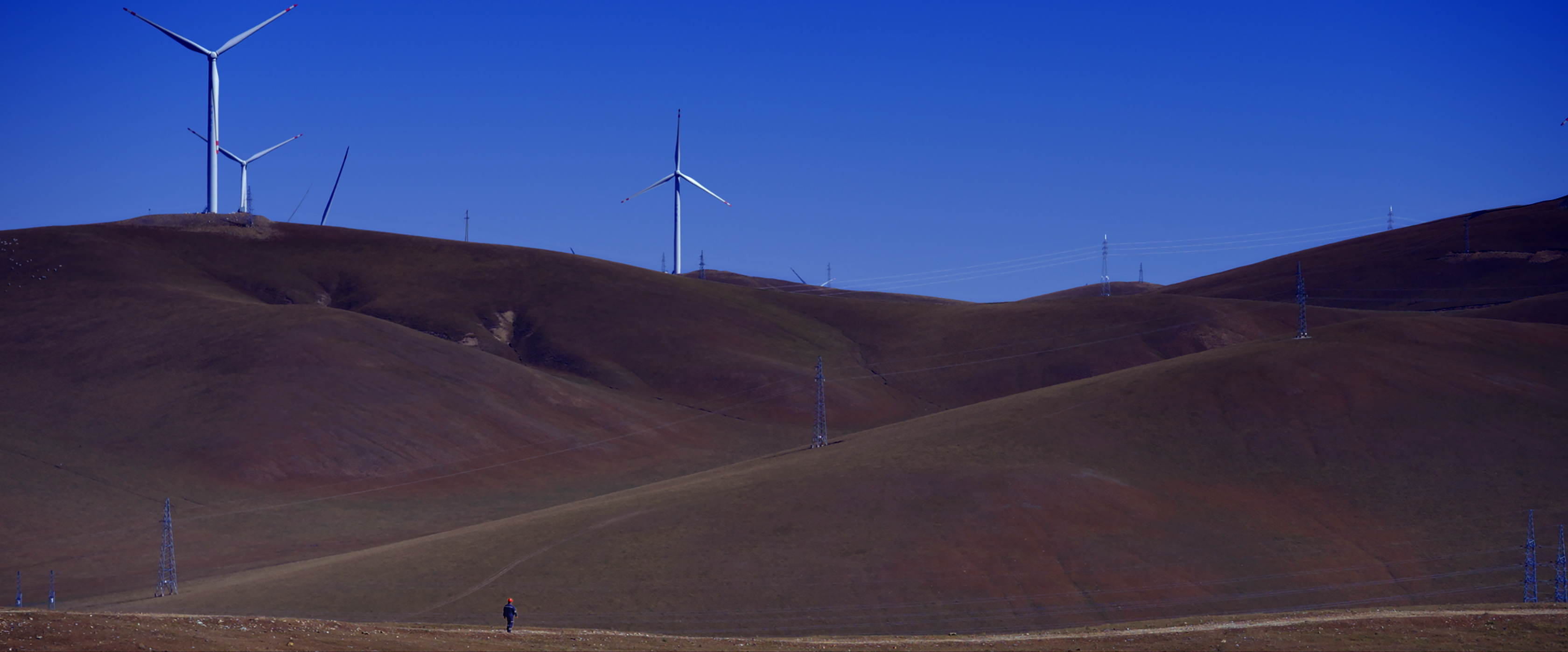 關(guān)于印發(fā)自治區(qū)低空經(jīng)濟(jì)高質(zhì)量發(fā)展實施方案（2024&mdash;2027年）的通知